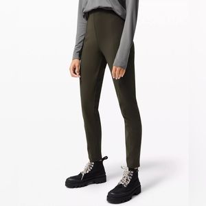 NWT lululemon here to there HR pant 7/8